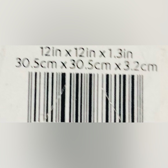 canvas wall art frame Bloom Beautifully roses graphics. 12in X 12in X 1.3in - Picture 3 of 3